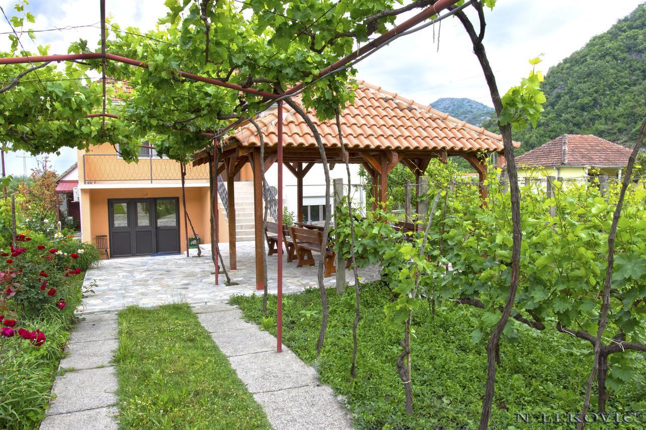 Guesthouse Bato Virpazar Exterior foto